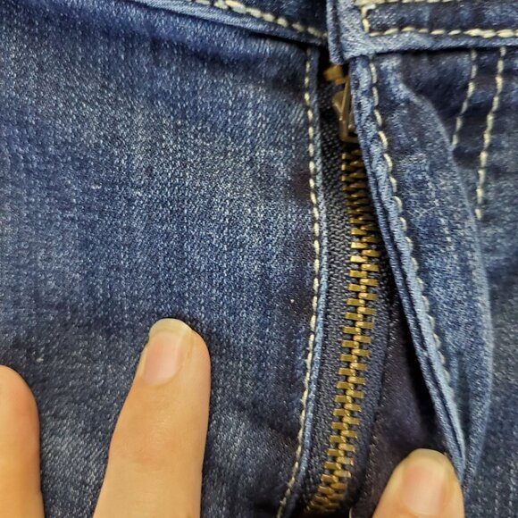 Cato Jeans Womens 24W Blue Denim Curvy Stretch Comfort Casual Design - Picture 9 of 11